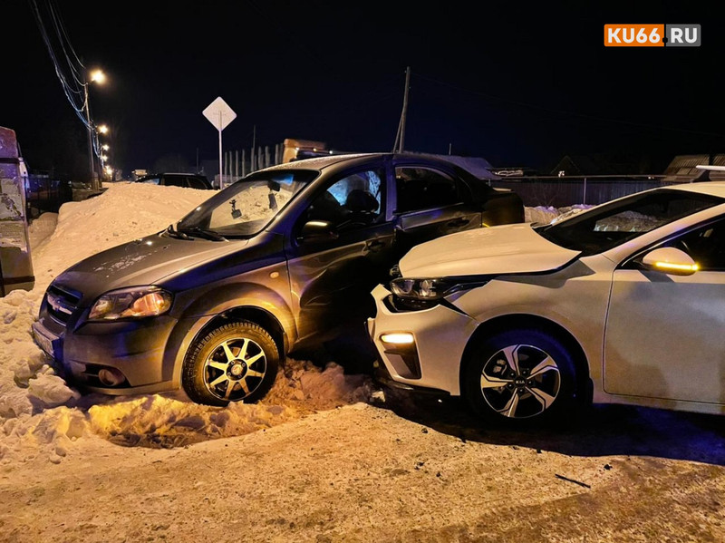 В Каменске-Уральском в ДТП травмы получил несовершеннолетний пассажир