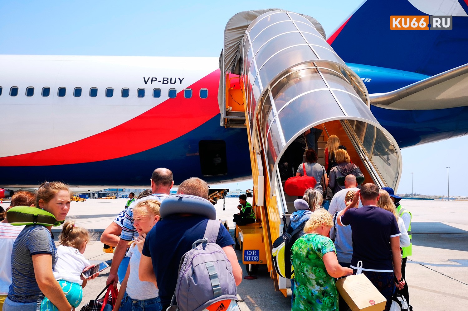 Россияне на фоне протестов бросились скупать недвижимость в Грузии Россияне на фоне протестов бросились скупать недвижимость в Грузии