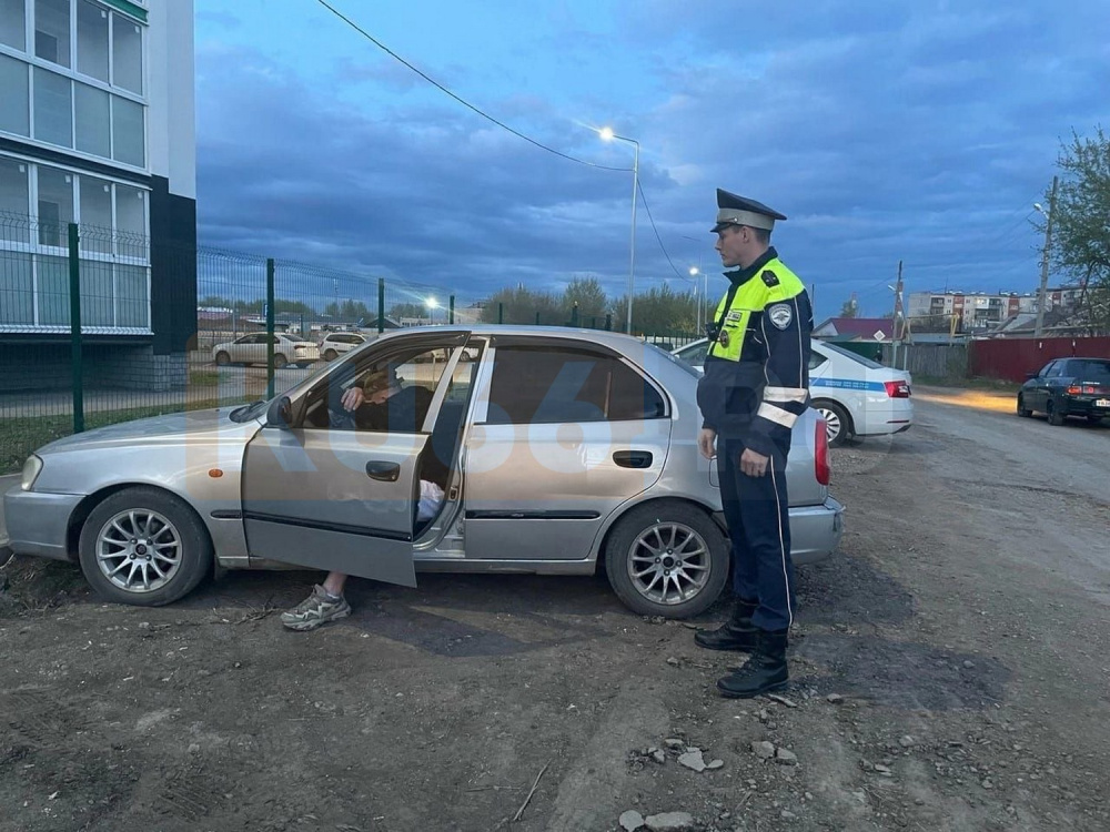 В Каменске-Уральском 14-й раз задержан молодой водитель за управление без прав. Видео | На Урале инспекторы ГИБДД задержали 2-й раз пьяного водителя