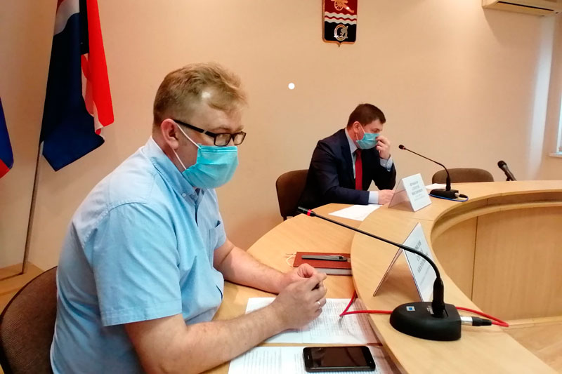 За последнее время в Каменск прибыли 17 человек из неблагополучных по коронавирусу территории. О чем еще говорили на заседании штаба?