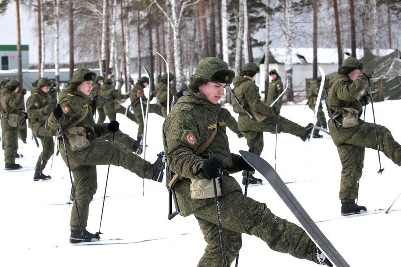 В России могут полностью отменить военный призыв