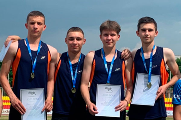 Егор Колотилов и Вячеслав Злобин стали обладателями золотых медалей на первенстве России по легкой атлетике