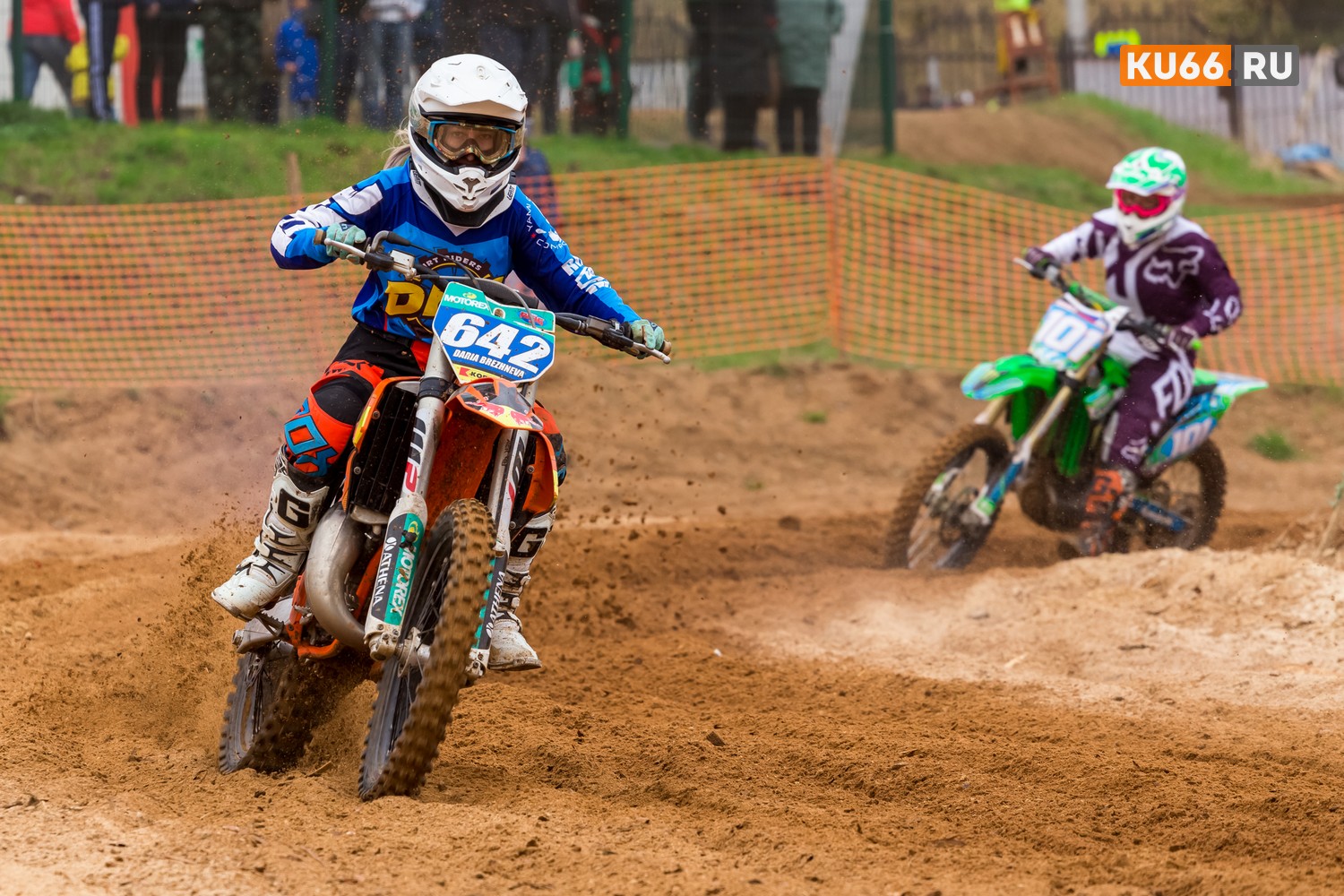 В Каменске-Уральском проходит Первенство Свердловской области по мотокроссу. Итоги первого дня