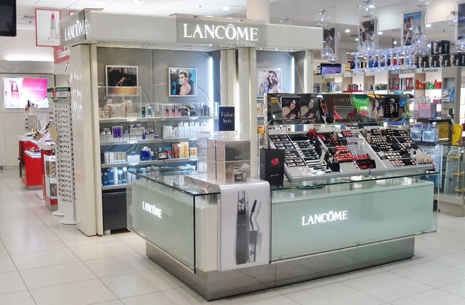 Косметику и парфюмерию будут ввозить в Россию без разрешения владельцев брендов