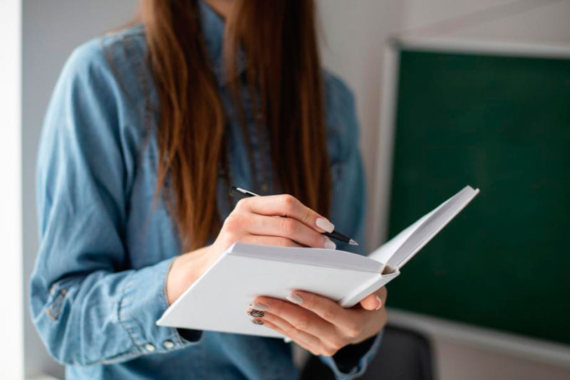 В Минобрнауки оставили русский язык обязательным предметом для поступления в любой вуз | Минобрнауки оставил русский язык обязательным для поступления в институт