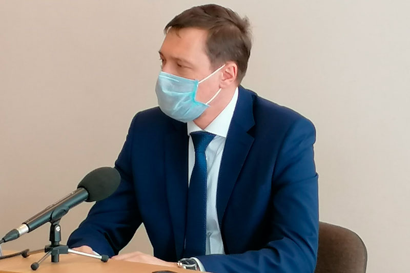 «Не прихоть, а способ уберечь себя». О чем говорили в субботу на заседании штаба по предупреждению коронавируса в Каменске-Уральском?