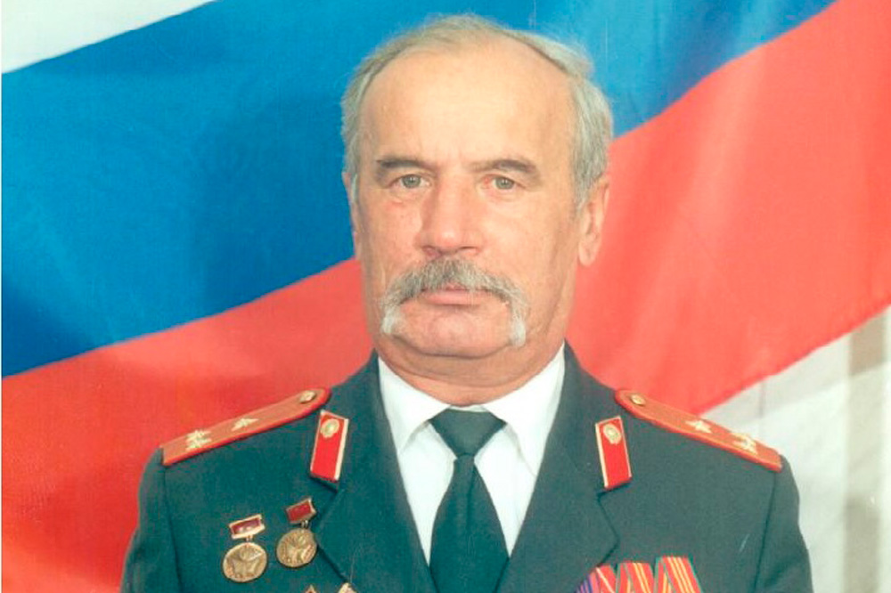 Жителей Каменска-Уральского приглашают проститься с бывшим начальником городской полиции Василием Минеевым — он ушел в понедельник...