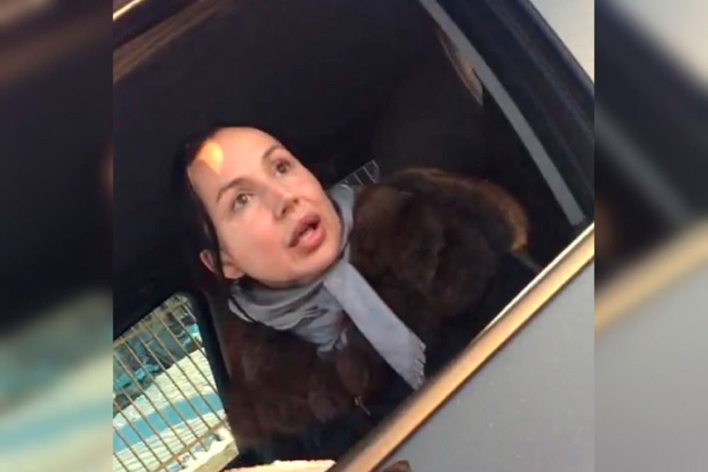 Запись отборного мата женщины-водителя тонированной БМВ в адрес полицейских на трассе под Каменском-Уральским отдали на изучение лингвистам