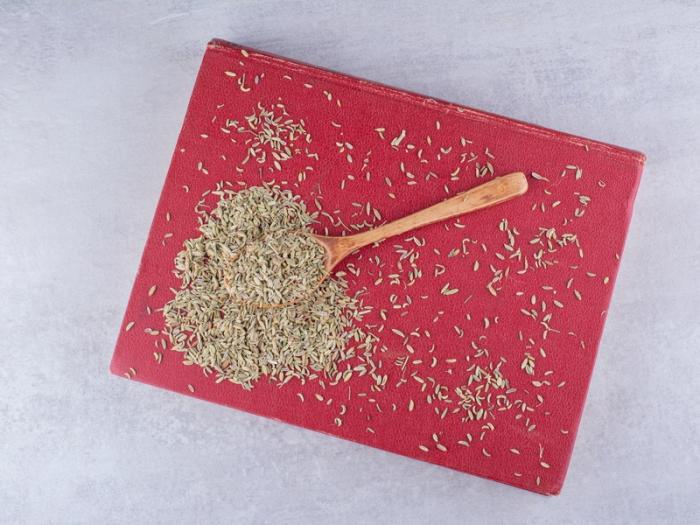 В Свердловской области раскрыли продажу «запрещённых» семян на маркетплейсе | В Свердловской области выявили продажу семян, не включённых в Госреестр