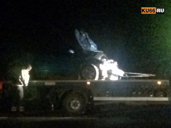 Пьяный водитель на Hyundai на трассе «Екатеринбург — Каменск-Уральский» устроил аварию на встречке. Пострадал сам и четыре человека на Lada