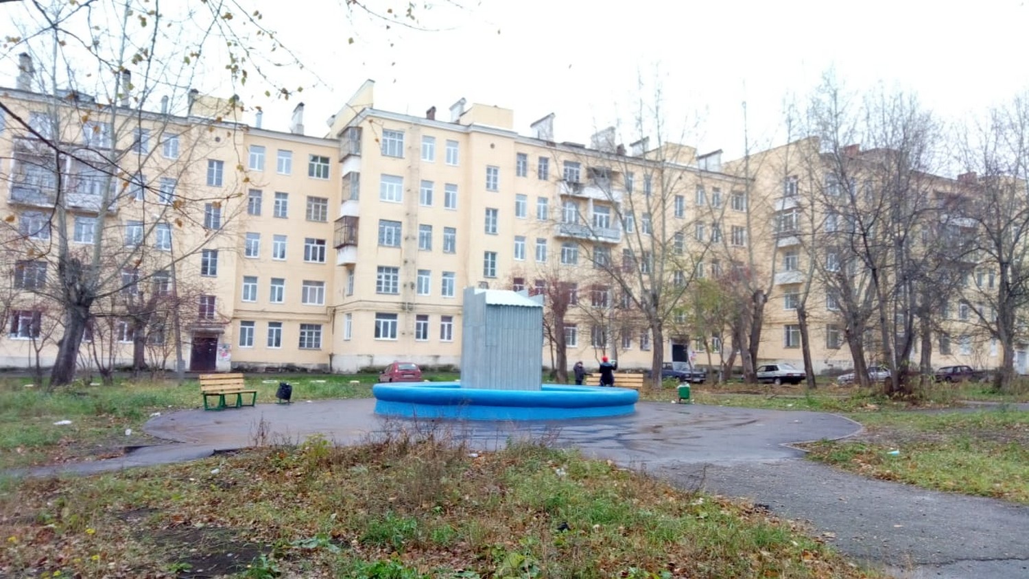 В Каменске-Уральском на зиму упаковали «Слоненка». Вновь радовать горожан фонтан будет лишь следующей весной