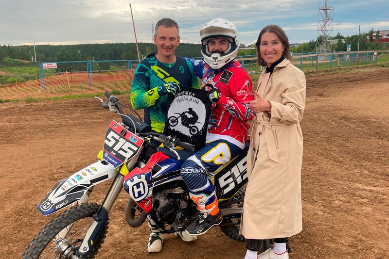 «Это было впечатляюще». В Каменске-Уральском прошли съемки шоу «Руссо Экспрессо». ВИДЕО