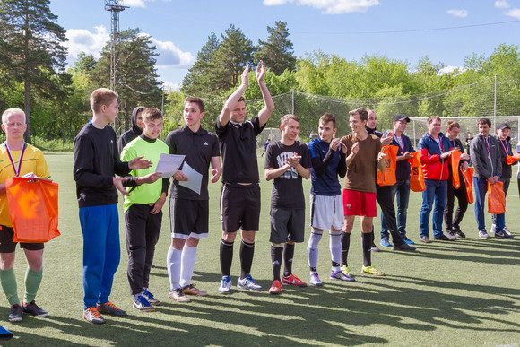 Ничто и никто не проходит бесследно… Как прошел футбольный турнир памяти Алексея Потеряева в Каменске-Уральском?