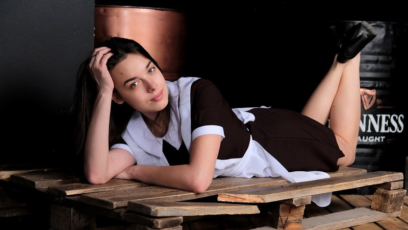 Две омские школьницы занимались сексом в борделе