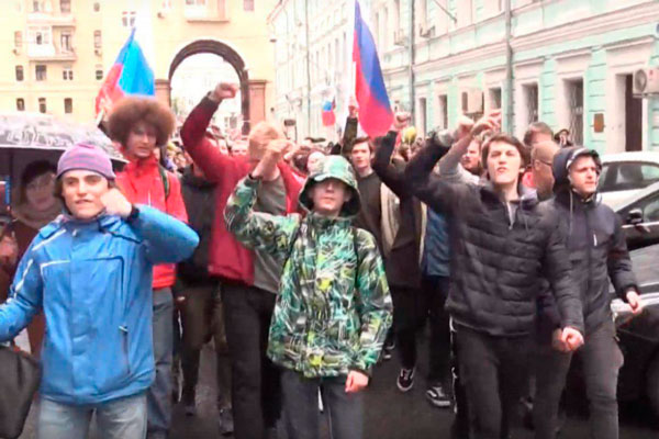 Кремль: вузы имеют право отчислять студентов за участие в митингах