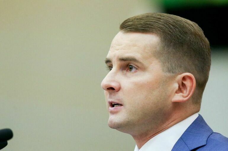 Нилов: Сокращение отпуска депутатов облегчит оформление поездок в регионы