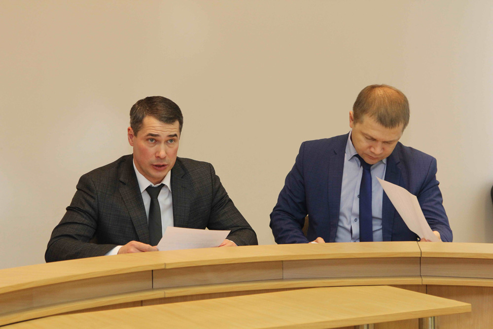 В стенах мэрии Каменска-Уральского прошло итоговое заседание антикоррупционной комиссии. Казалось бы, причем тут капремонт...