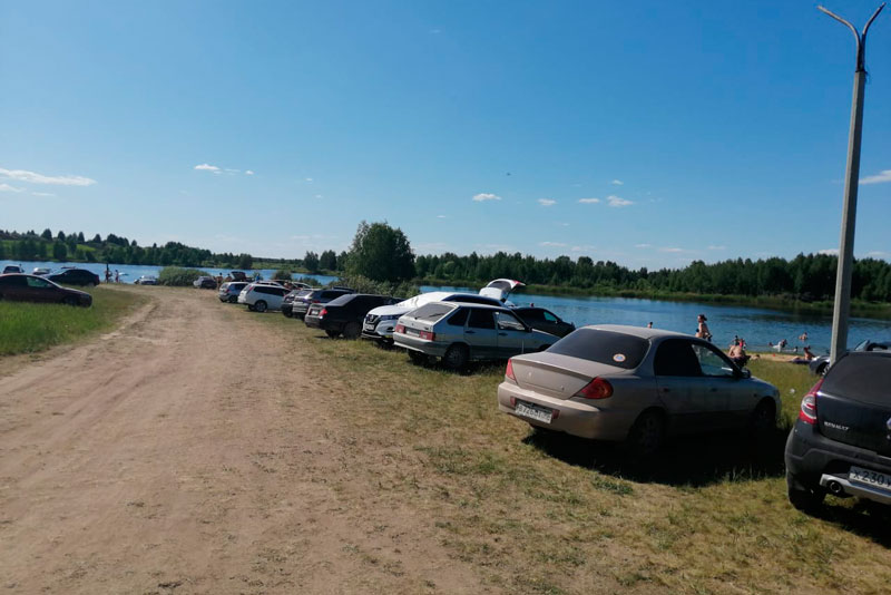 Карьеры притягивают подростков, как магнит... На неделе в Каменске-Уральском утонуло сразу двое детей. Спасатели ходят по нелегальным пляжам