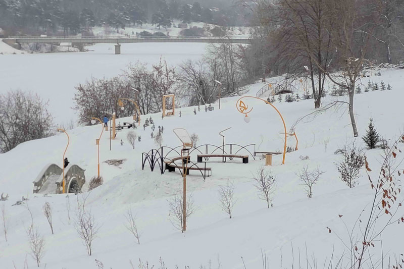 В Каменске-Уральском завершился второй этап благоустройства Набережной на Исети