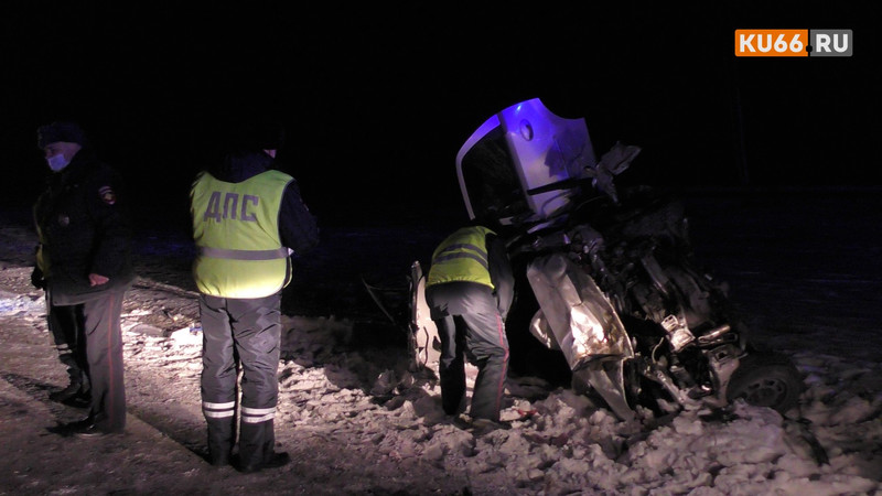 На встречке столкнулись Опель и Киа, водители погибли на месте. Печальные подробности страшной аварии на трассе под Каменском-Уральским