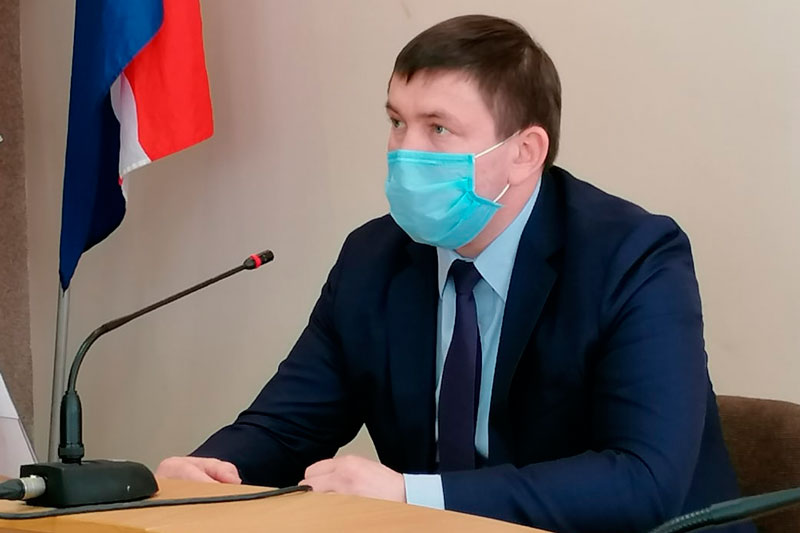 Перекрывать въезд и выезд не будут, ждут Указа губернатора. Власти Каменска-Уральского собрались обсудить текущую ситуацию с коронавирусом