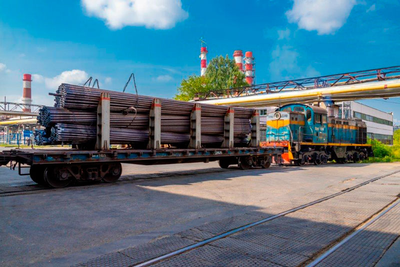 Металлурги - они же железнодорожники... Сотрудники отдела логистики СинТЗ Каменска-Уральского отметили профессиональный праздник