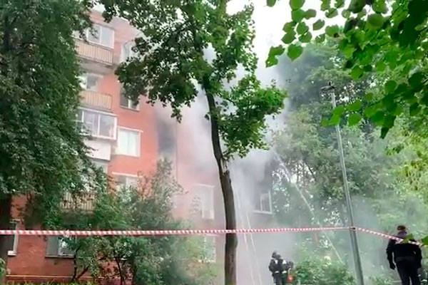 В жилом доме на западе Москвы прогремел взрыв В жилом доме на западе Москвы прогремел взрыв