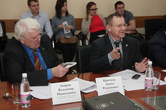 Начинающие фермеры из Каменска-Уральского показали строгому «аграрному» жюри свои проекты, которые будут воплощать в ближайшие годы