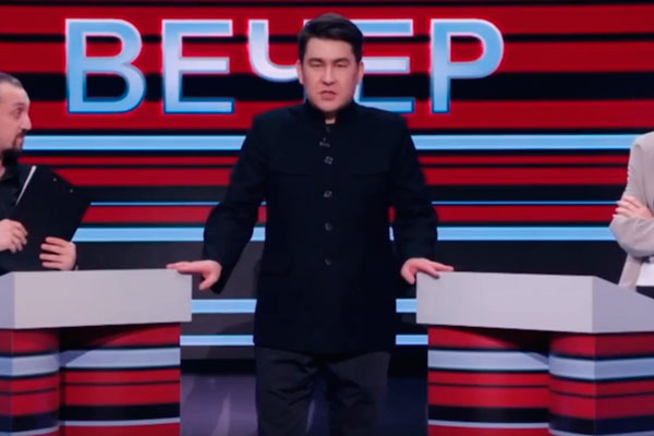 На ТНТ показали пародию на Соловьева, Киселева и Скабееву. Потом ее удалили с YouTube и из кинотеатра Premier