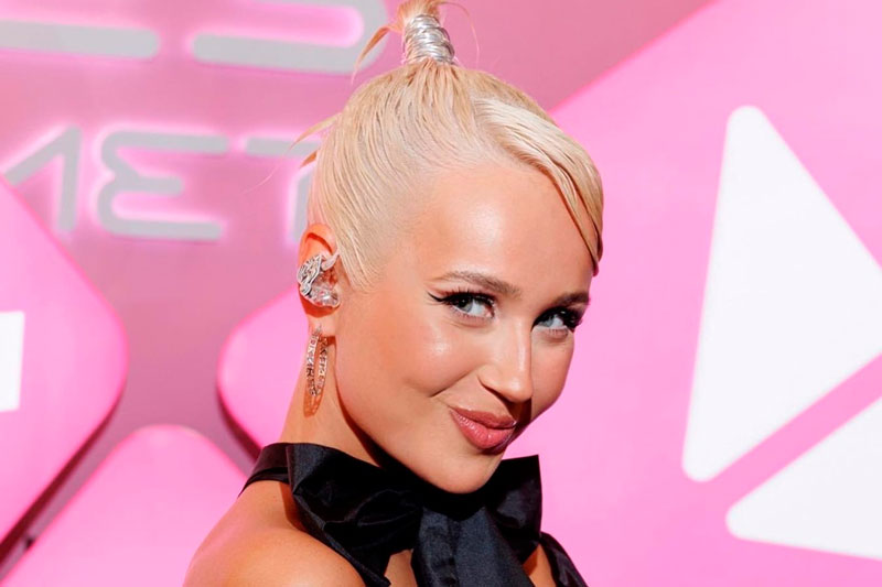 Два дня салютов и концертов! Клава Кока и Денис Майданов выступят в Каменске-Уральском на Дне металлурга