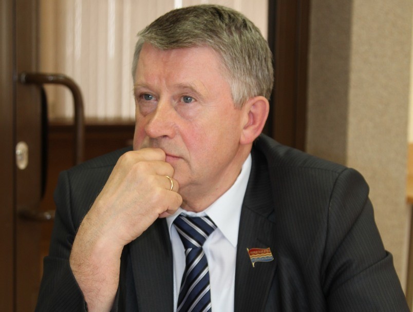 Суд оставил депутату Валерию Пермякову звание «Почетного гражданина Каменска-Уральского» | Депутат Гордумы остается «Почетным гражданином Каменска-Уральского»