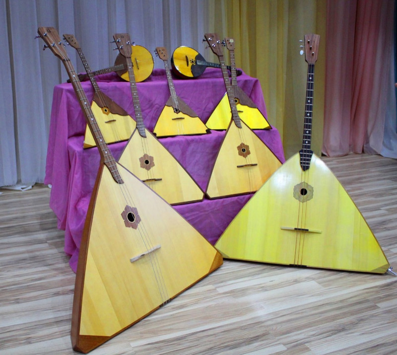 В учреждениях культуры Каменска и Мартюша в рамках нацпроекта появились или вот-вот появятся новые музыкальные инструменты и оборудование