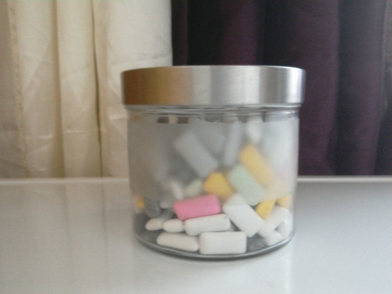 Стоматолог рассказал, почему жвачка не должна находиться во рту больше пяти минут