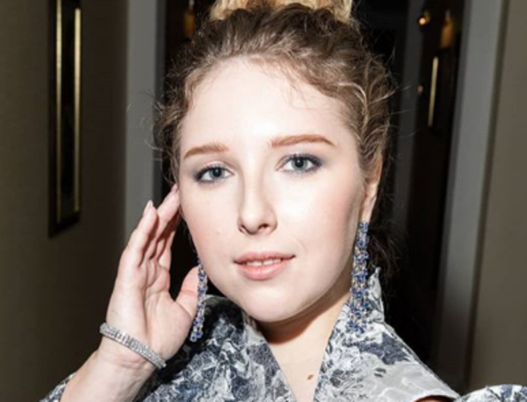 Российской элите посоветовали жить в нищете, чтобы спастись Российской элите посоветовали жить в нищете, чтобы спастись