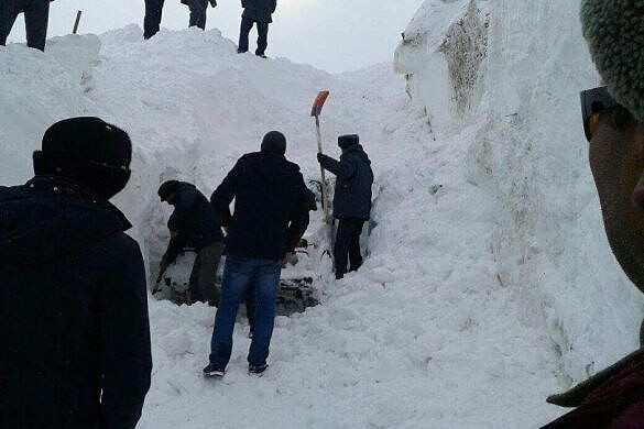 Двух подростков насмерть засыпало снегом под Оренбургом Двух подростков насмерть засыпало снегом под Оренбургом