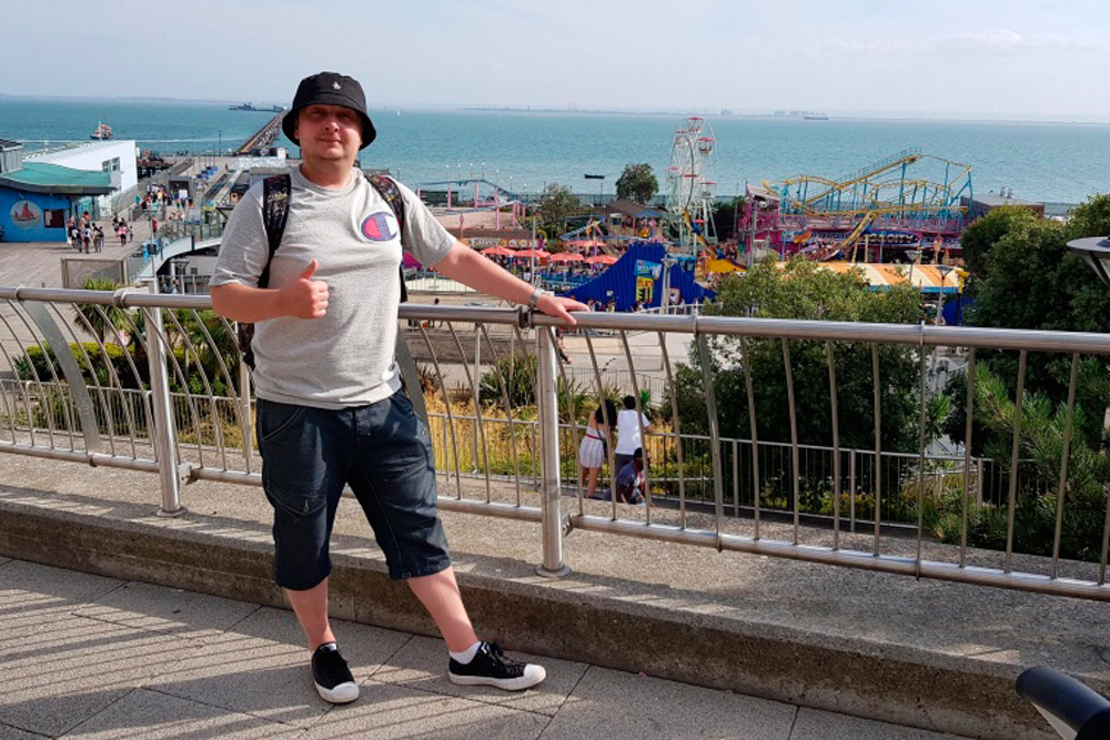 Как уроженец Каменска-Уральского перебрался жить в Лондон, но скучает по русскому снегу и удивляется пробкам в родном городе