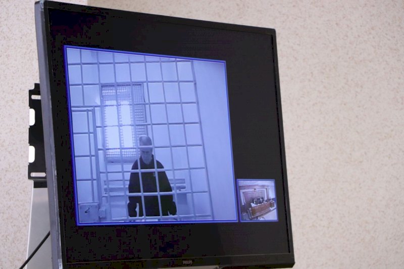 Экс-мэр Каменска-Уральского Михаил Астахов, осужденный за взятку, стал бывшим главой Южного управленческого округа. Указ уже подписан