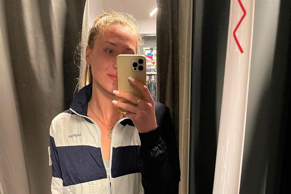 Пловчиха из Каменска-Уральского Дарья Устинова раскритиковала одежду для олимпийцев от компании Zasport. Говорит, форма от Bosco была лучше