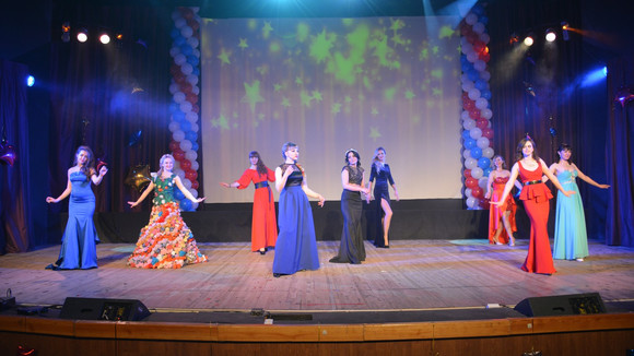 Гордимся! Красотка, охраняющая зэков в Каменске-Уральском, стала первой вице-мисс в областном конкурсе ГУФСИН и «Мисс профессионализм»