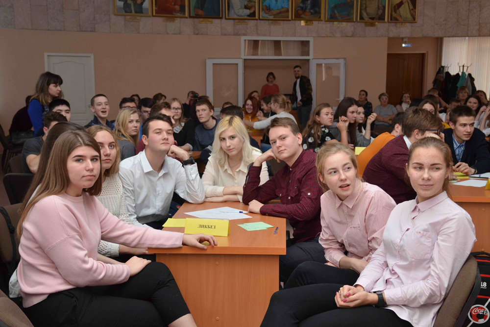 Политический биатлон: кто в лидерах?