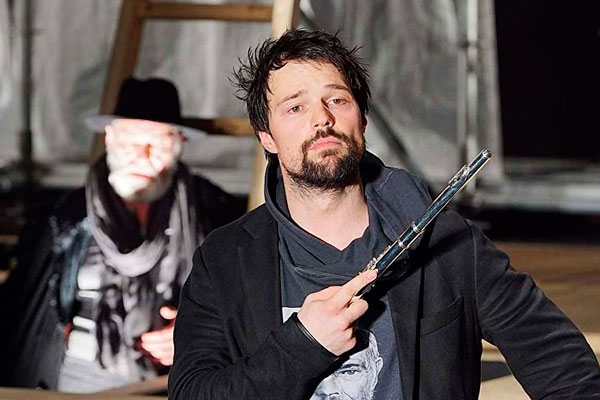 Актер Данила Козловский обратился к Путину с просьбой остановить войну на Украине