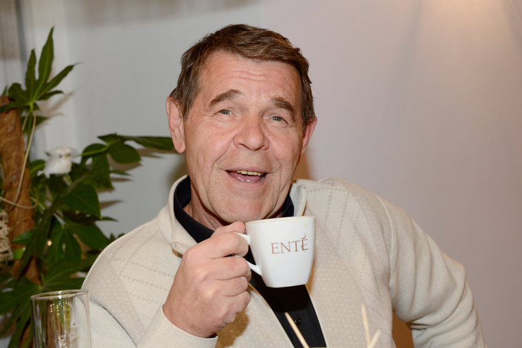 Скончался главный герой «Особенностей национальной охоты» — актер Алексей Булдаков