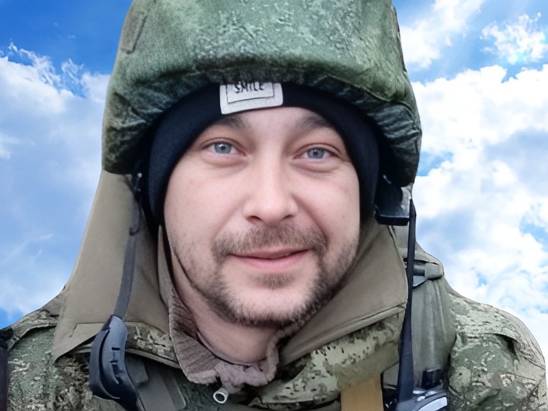 Он не вернулся с битвы: в Каменске-Уральском прощаются с защитником Родины Олегом Лаптевым | В Каменске-Уральском 8 октября состоится прощание с погибшим Олегом Лаптевым