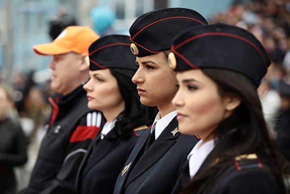 Дознавателя, заявившую о групповом изнасиловании, уволили из полиции