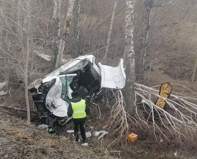 «Машина всмятку»: в Екатеринбурге произошло страшное ДТП | В Екатеринбурге произошло смертельное ДТП