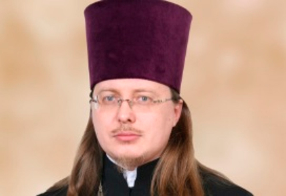 Петербургский священник похвастался покупками в магазинах Gucci и Luis Vuitton. ФОТО, ВИДЕО