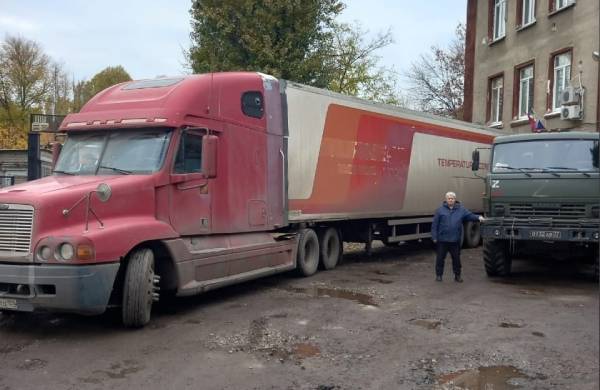 20 тонн гуманитарного груза доставил депутат гордумы Каменска-Уральского в Луганск