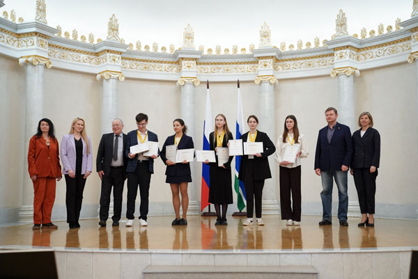 Ольга Лукьянова из Каменска-Уральского примет участие в легендарной телевикторине «Умницы и умники» на Первом канале | В Свердловской области определены победители олимпиады «Умницы и умники»