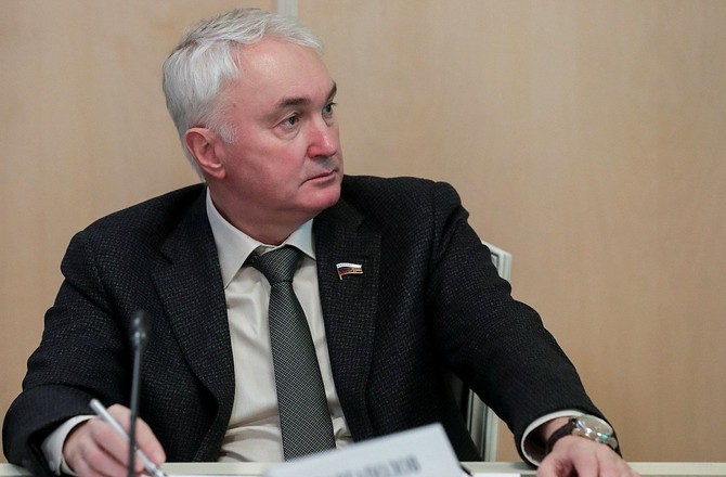 Бывший замминистра обороны РФ призвал власти говорить правду о военной операции