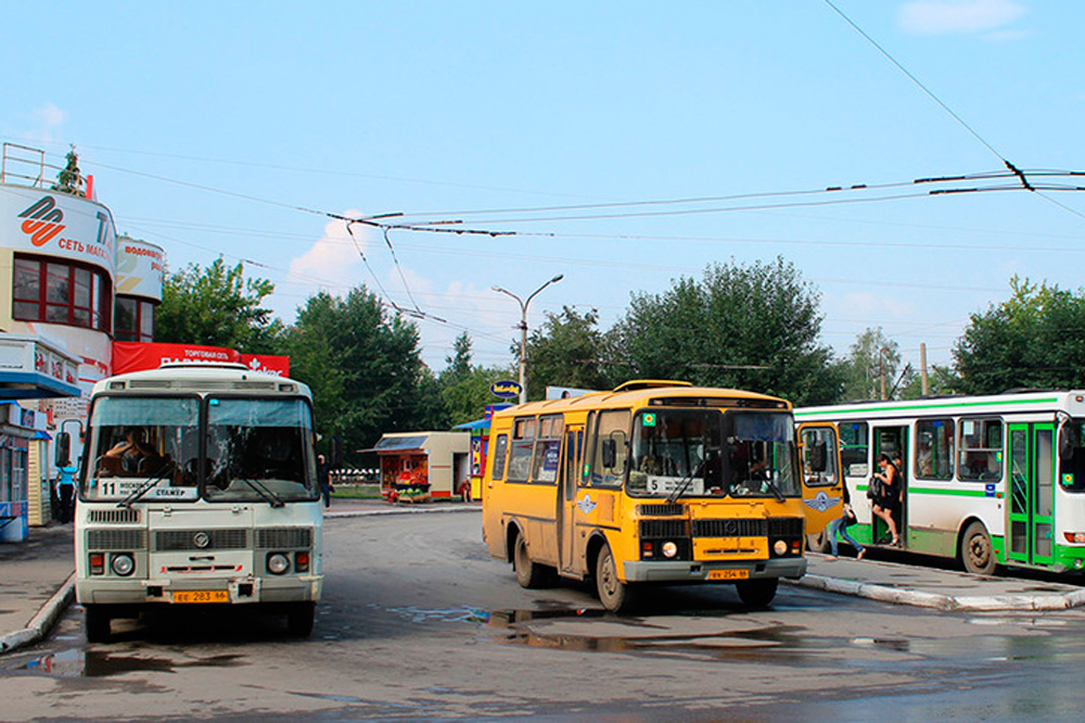 В День знаний транспорт в Каменске-Уральском будет ходить, как и по будням. Вице-мэр: «Автобусы должны быть чистыми, кондукторы вежливыми»